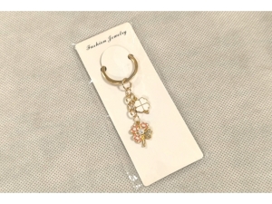 Four-Leaf Clover Keychain with Rhinestones - Zinc Alloy; 8.5Cms   (EKC133)