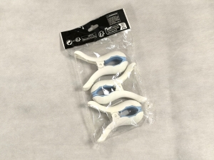 Beach Towel Plastic Fish Clips - 10*8*3Cms  (ETB52)