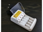 Battery charger 4xAA / AAA  (MB-10358, EAM140P)