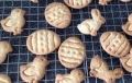 Moulds squeezed into 4 pieces Easter cookies  MB-5274