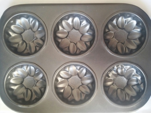 Baking muffin SUNFLOWERS 6 pieces  MJ-845-1