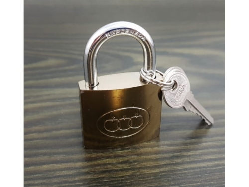 Padlock 30 mm 3 keys included   SMJ10773